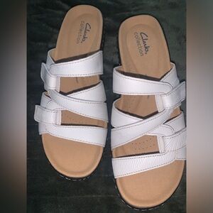 Clarks
Women's Merliah Karli Slip-on Strappy Sandals